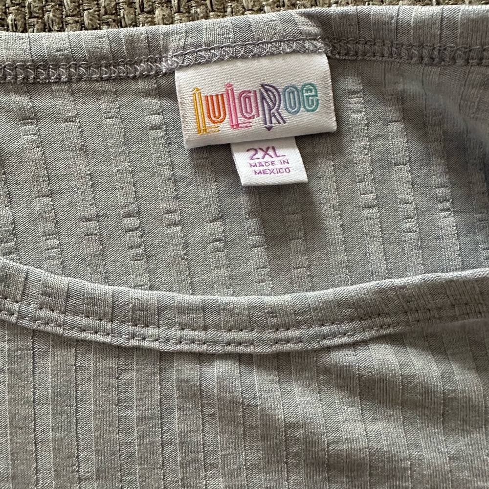 LulaRoe shirt
